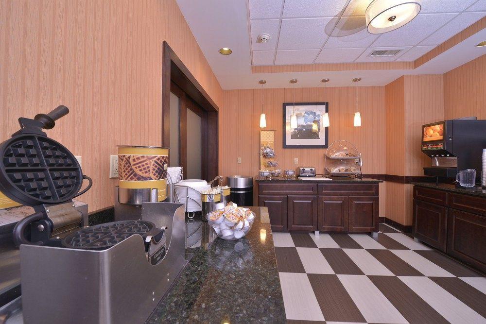 Hampton Inn Lehighton - Jim Thorpe Экстерьер фото